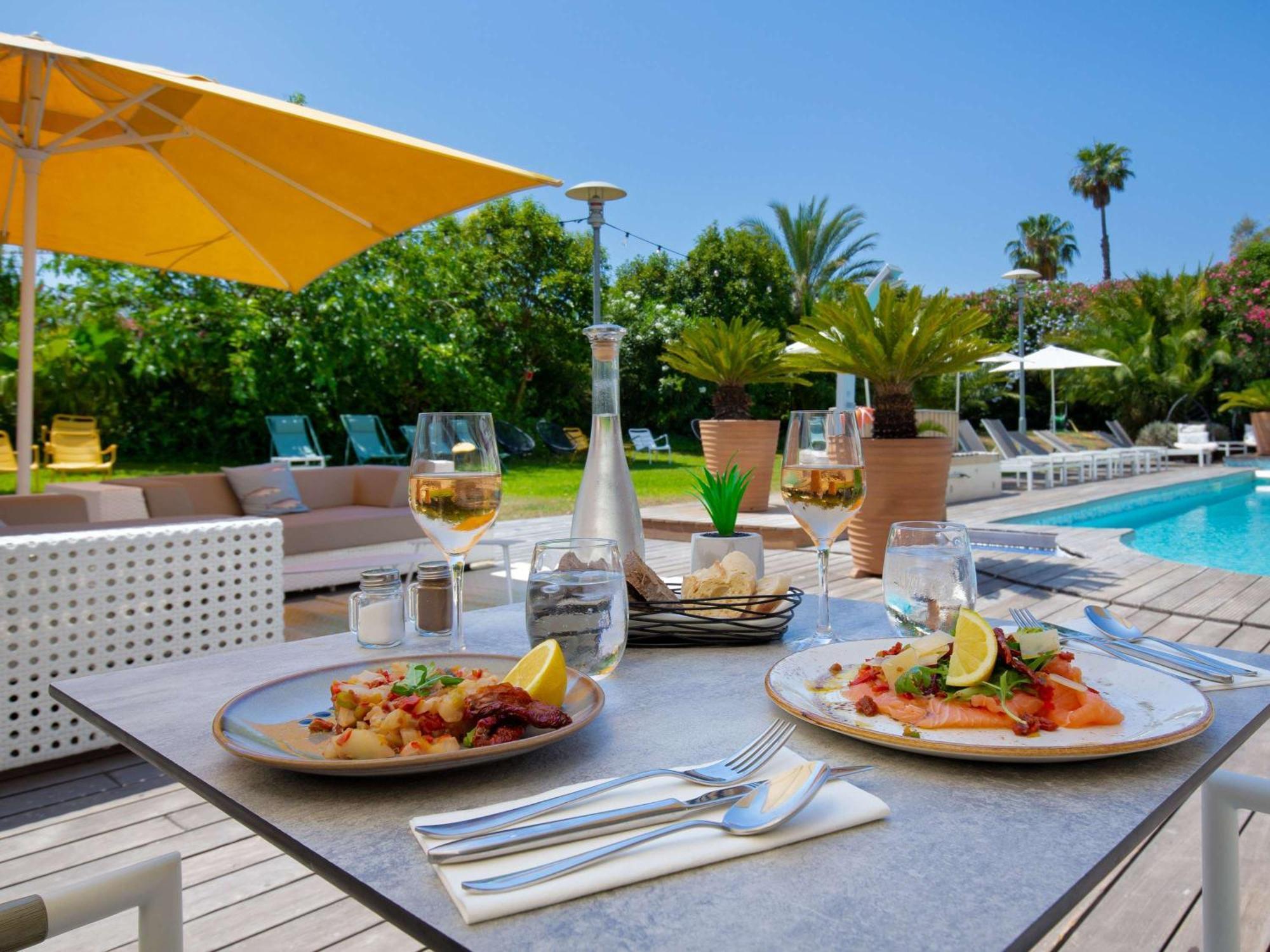 Mercure Centre Cote D'azur 4*