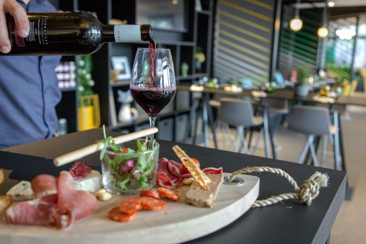 Mercure Centre Cote D'azur Hotel 4*